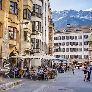 Altstadthotel Weißes Kreuz - In Der Fußgängerzone Österreich