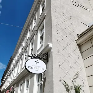 Affittacamere Hotel-pension Fuenfhaus