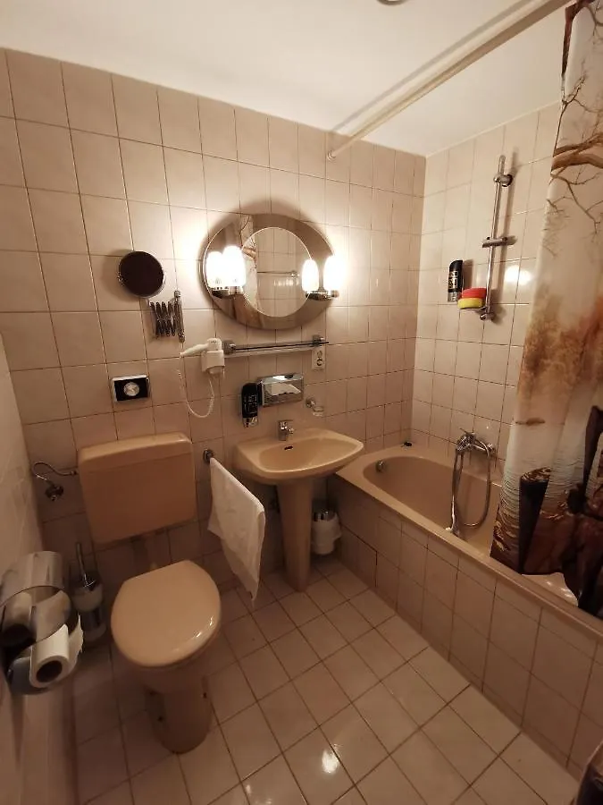 Hotel Bajazzo Vienna 3*,